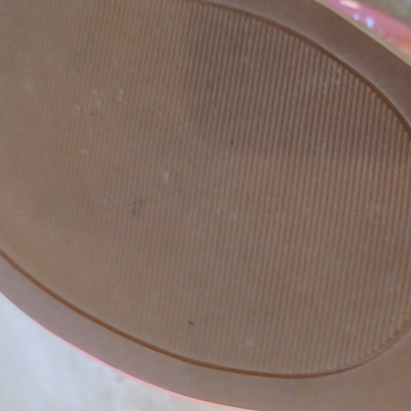 Gorgeous Crown & Ivy Wylie Pastel Thong Sandals - Picture 10 of 10